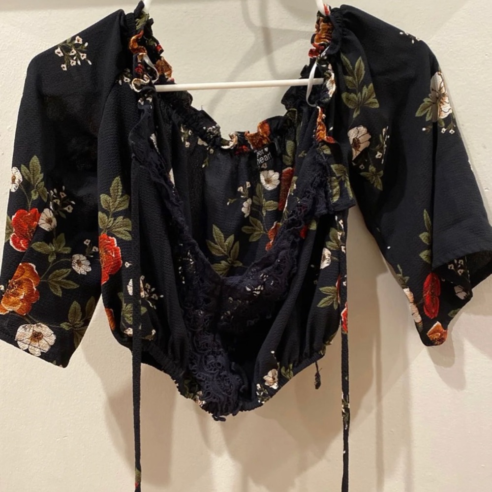 Crop top